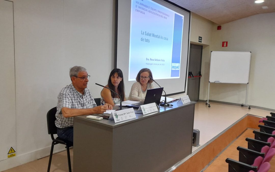 VIII JORNADA DE PROFESSIONALS I EQUIPS D’INFÀNCIA I ADOLESCÈNCIA. TEMA: LA SALUT MENTAL INFANTOJUVENIL, COSA DE TOTS!  La Fundació Josep Pallach, amb col·laboració del grup de treball  CTIC del Baix Empordà, ha organitzat aquest divendres, dia 10 de juny, la VIII Jornada Pedagògica. La presència de la Dra. Rosa Sallaré Viola com a ponent ha propiciat el debat entre els professionals de l’educació assistents. Ha sigut un espai de reflexió, de compartir preocupacions i buscar estratègies a les dificultats existents.    Palafrugell 10-06-2022.