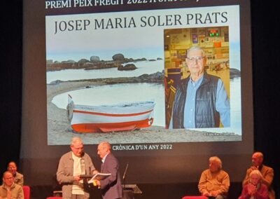 Josep Maria Soler Prats, president de la Fundació Josep Pallach, ha sigut guardonat amb el PREMI PEIX FREGIT A UNA TRAJECTÒRIA.     Teatre Municipal Palafrugell 18-12-2022